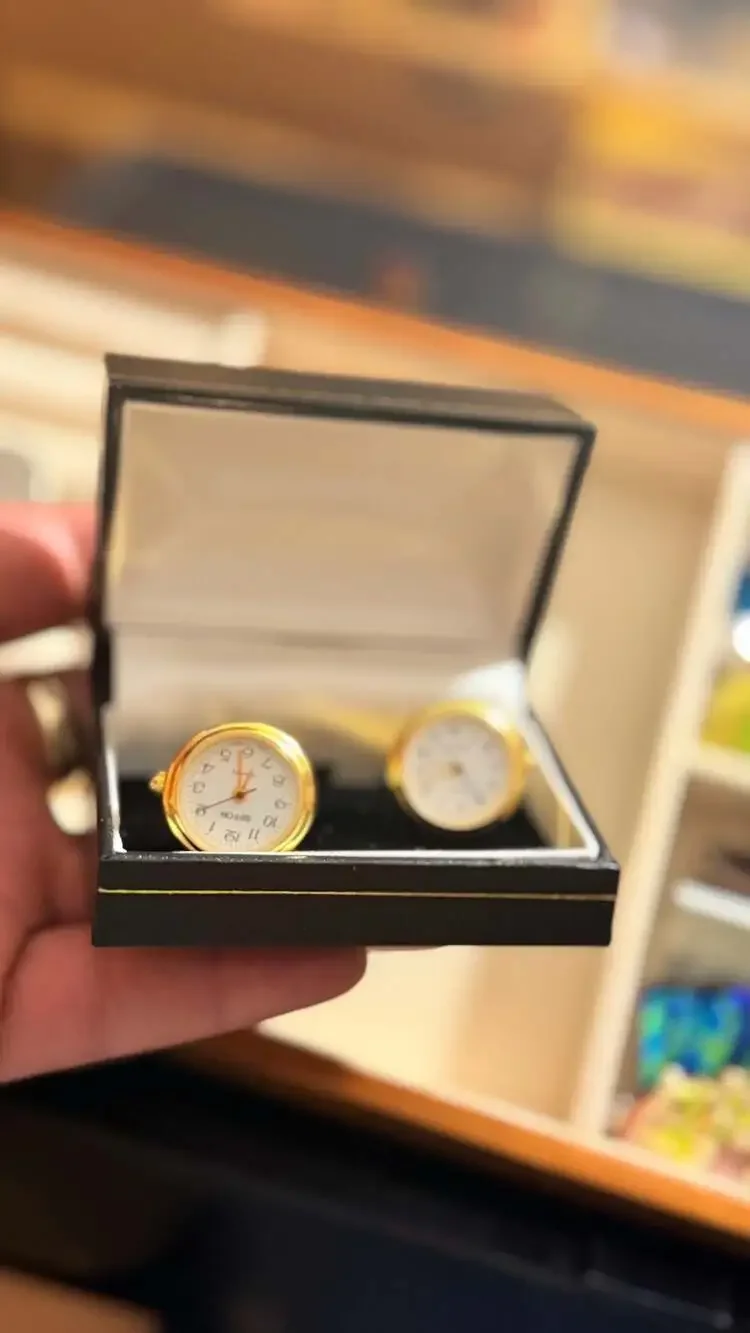 Siffon Gold Tone Round Stainless Steel Back Quartz Cufflinks